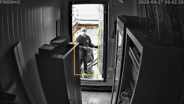 AI人形分析監(jiān)控系統(tǒng)畫面 AI人形分析監(jiān)控系統(tǒng)畫面